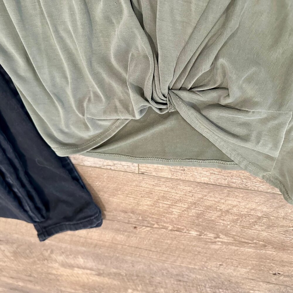 Buttery Soft Green shirt - Picture 2 of 3